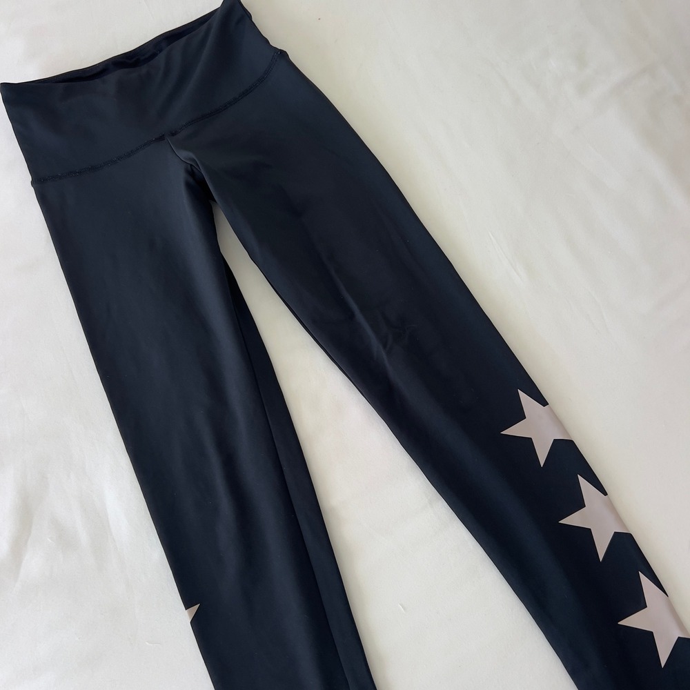 Strut-This Black High Waisted‎ Star Graphic Leggings Activewear Yoga Pants